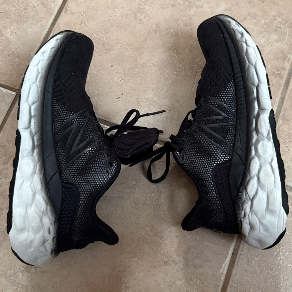New Balance fresh foam & more size 8 sneakers / runners
